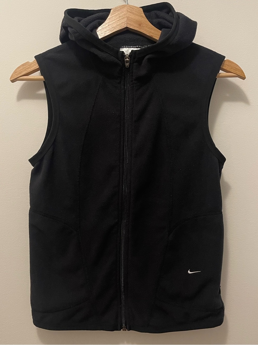 Therma Fit Nike Black Hooded Sleeveless Fleece Vest